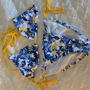 String bikini